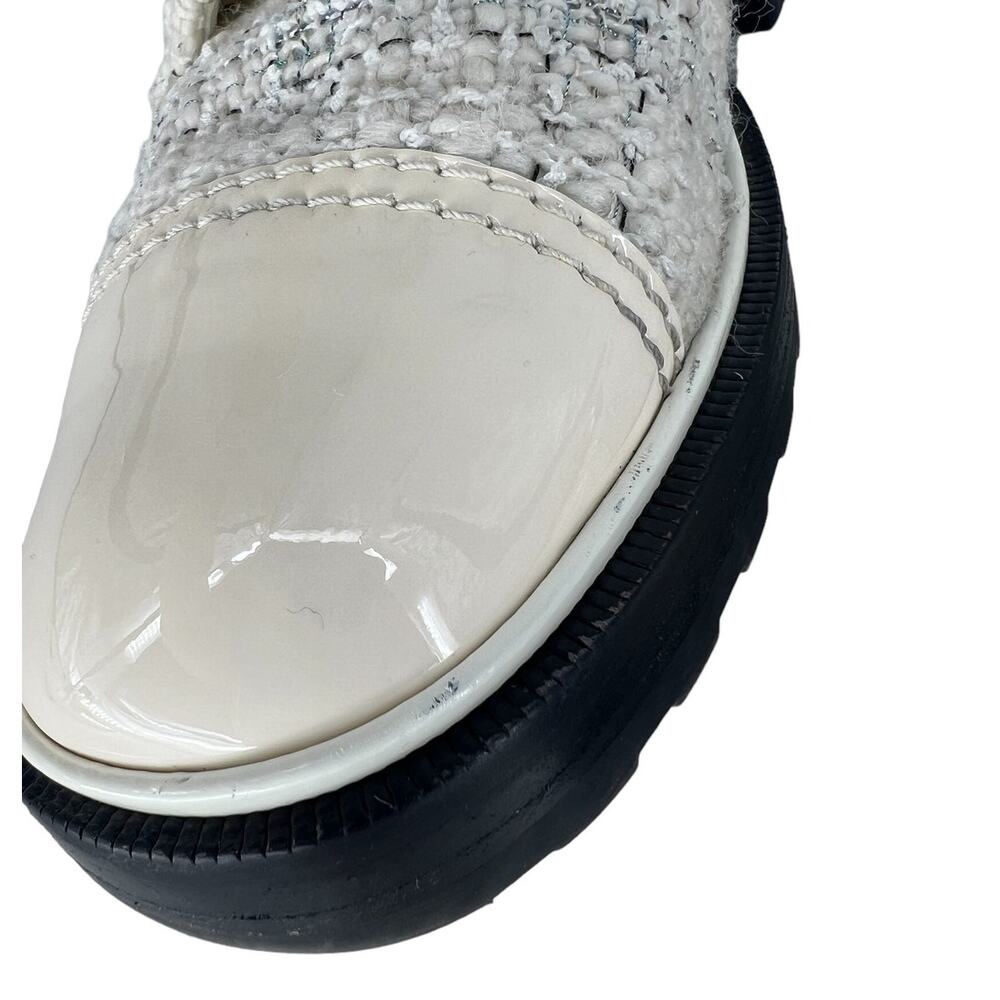 Chanel 2019 Tweed Interlocking CC Logo Cap Toe Combat Boots - Picture 9 of 16